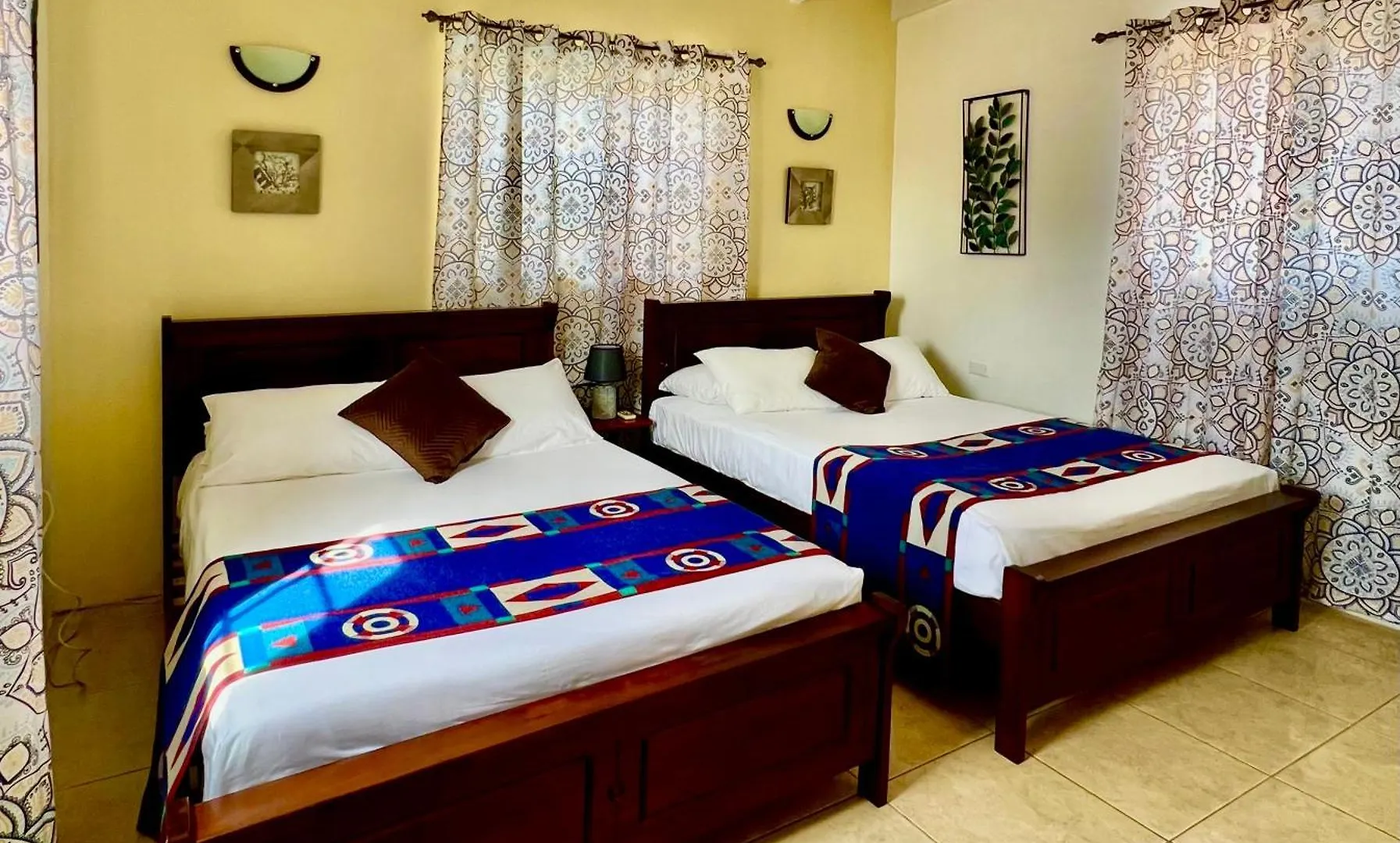 Bubali Gardens By Kamerlingh Villa Noord Guest house