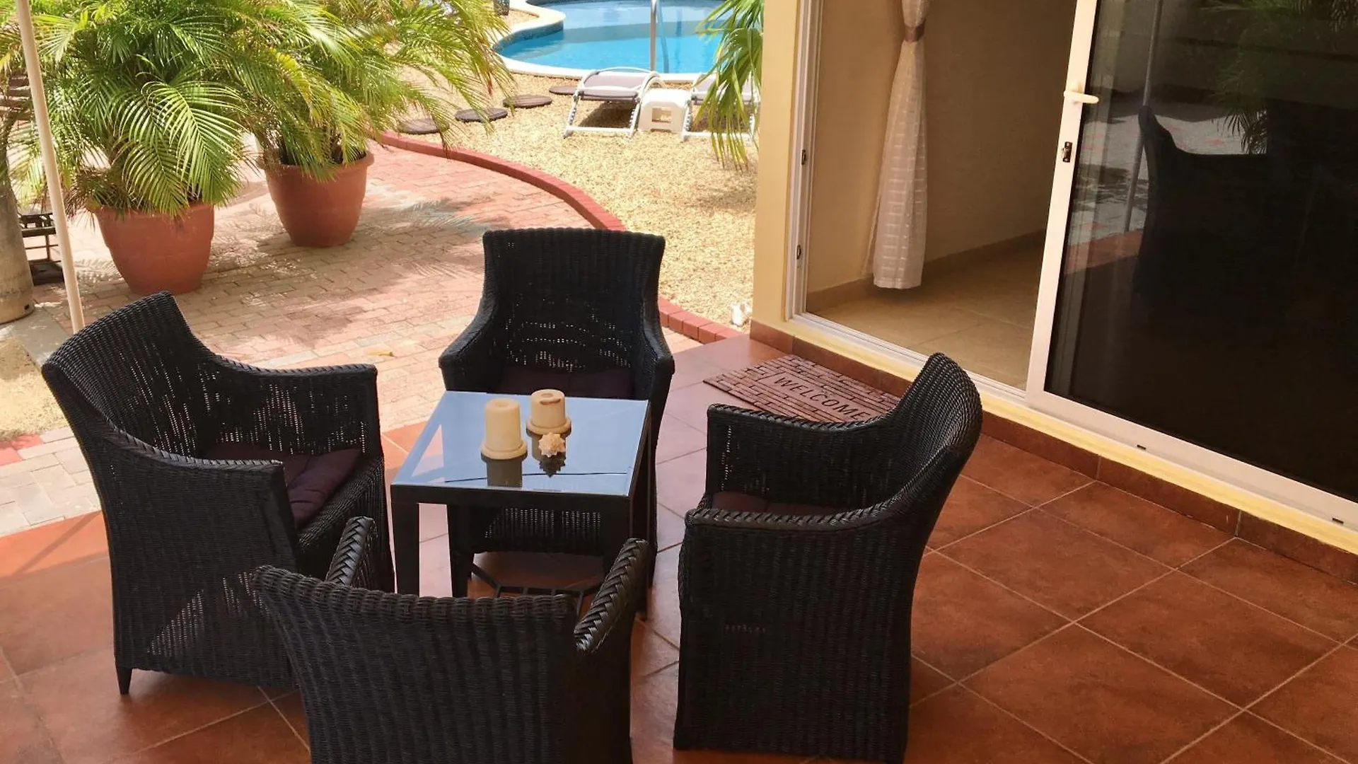 Guest house Bubali Gardens By Kamerlingh Villa Noord
