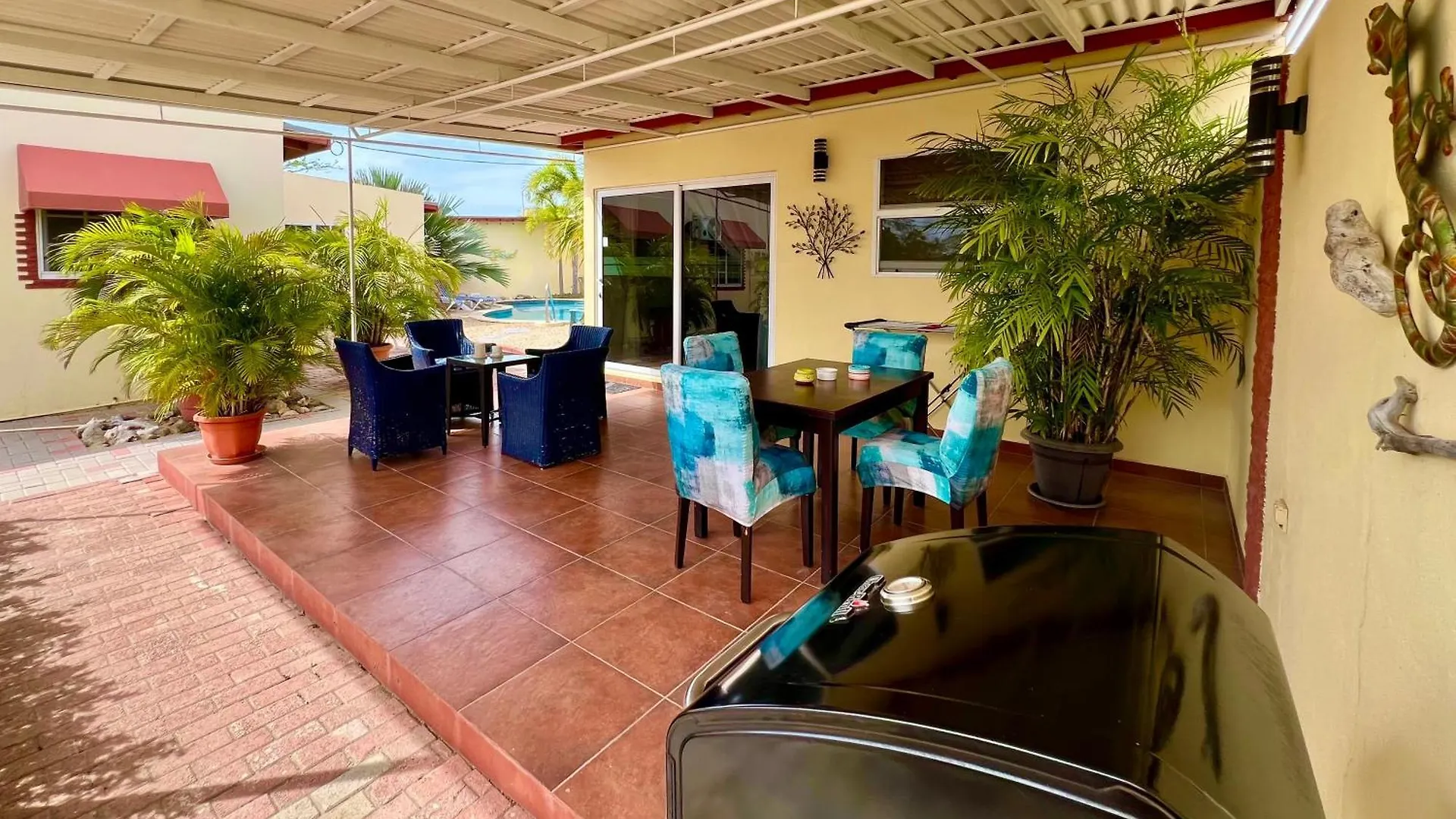 Bubali Gardens By Kamerlingh Villa Noord Guest house